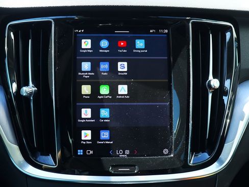 Used 2024 Volvo S60 B5 Core image 50