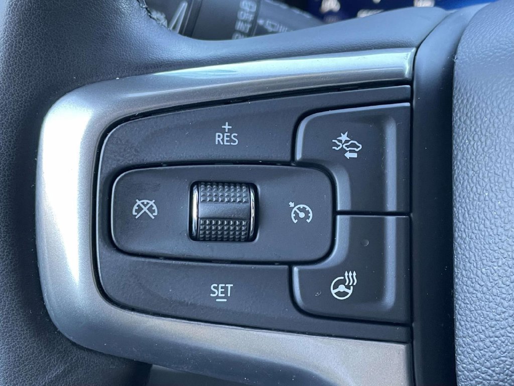 Used 2024 Chevrolet Tahoe Premier AWD/4WD image 29