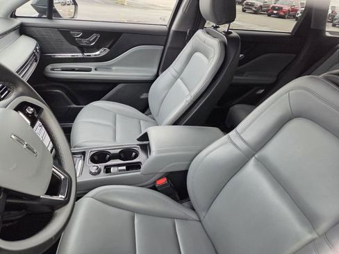 Used 2022 Lincoln Corsair FWD image 9