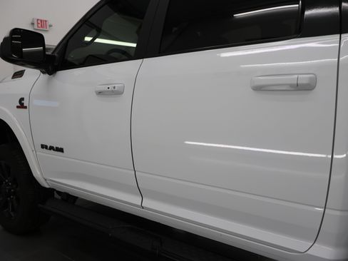 Used 2022 RAM 2500 Laramie w/ Night Edition AWD/4WD image 37