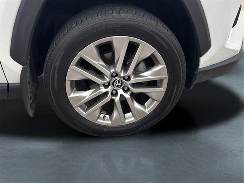 Used 2024 Toyota RAV4 Limited w/ Advanced Technology Package image 9