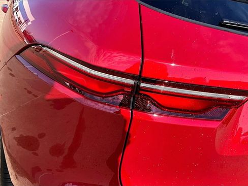 Used 2026 Jaguar F-PACE R-Dynamic S image 31