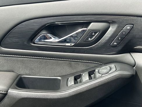 Used 2023 Chevrolet Traverse High Country w/ LPO, Cargo Package image 24