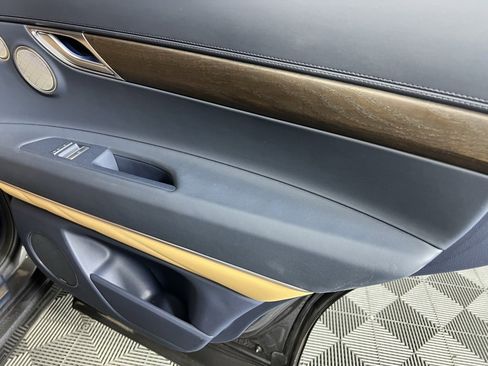 Used 2023 Genesis GV80 2.5T w/ Prestige 20" Package image 36