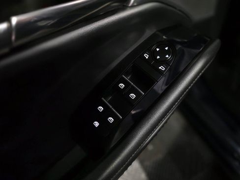 Used 2021 MAZDA MAZDA3 s image 32