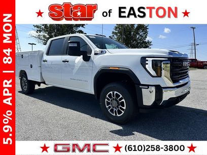 New 2025 GMC Sierra 3500 Pro w/ Convenience Package