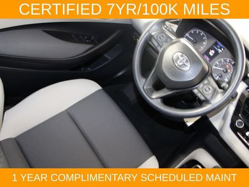 Used 2025 Toyota Corolla LE FWD image 16