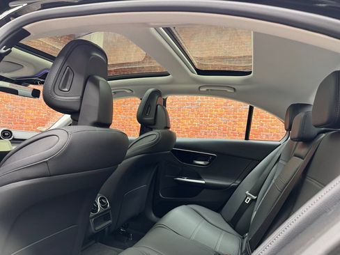 Used 2026 Mercedes-Benz C 300 4MATIC Sedan image 3
