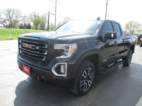 Used 2019 GMC Sierra 1500 AT4 w/ AT4 Premium Package image 13