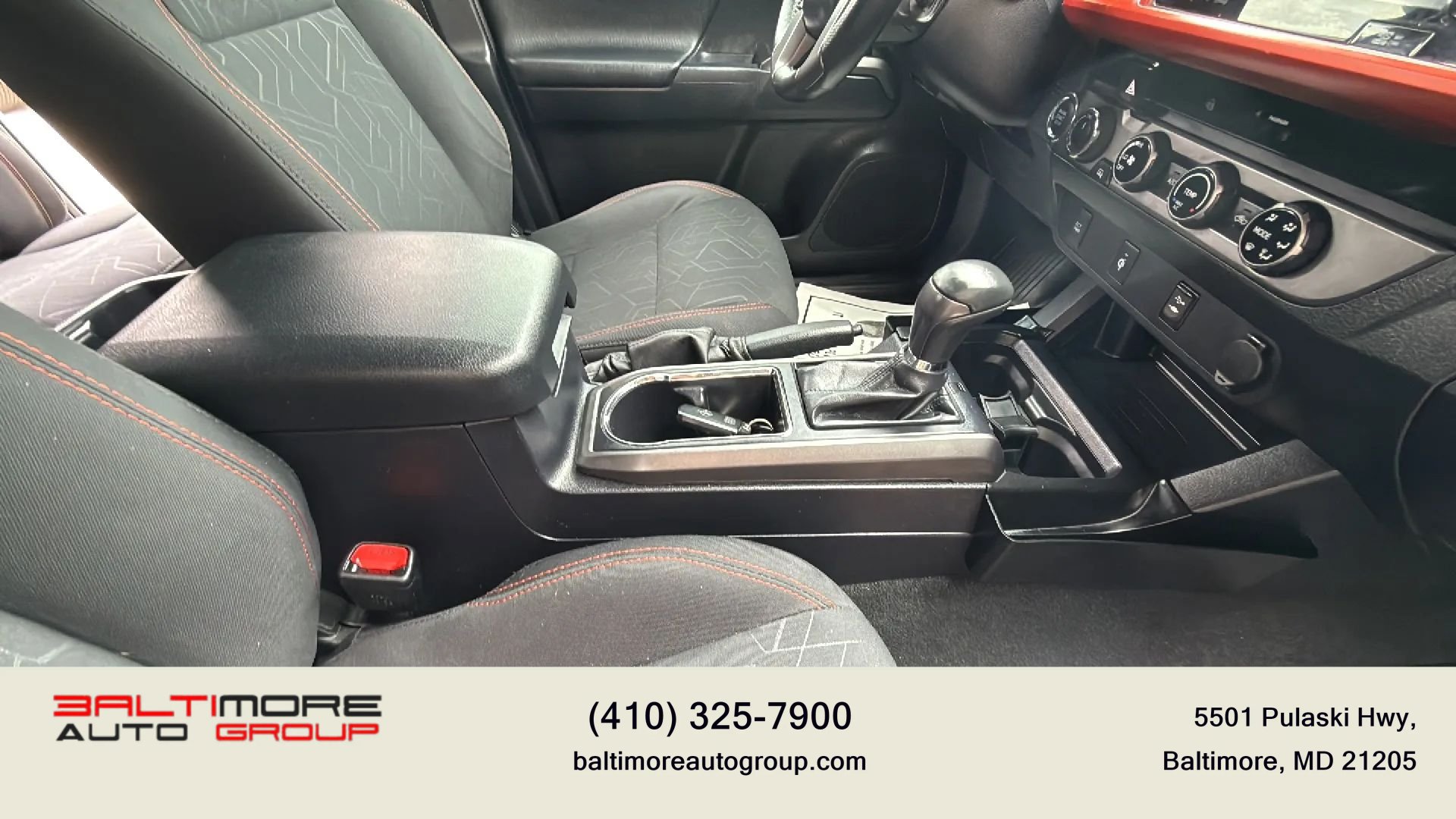 Used 2017 Toyota Tacoma TRD Sport w/ Tow Package (A/T) AWD/4WD image 19