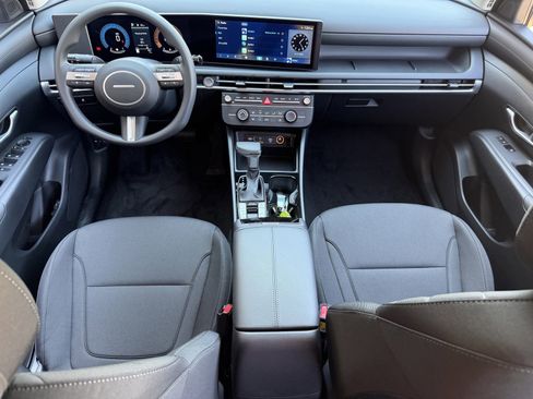 New 2026 Hyundai Tucson SE FWD image 9