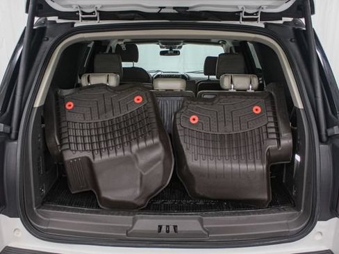 Certified 2020 Ford Expedition Limited w/ Special Edition Package AWD/4WD image 11