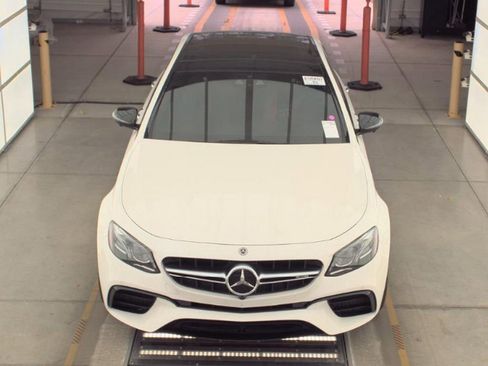 Used 2019 Mercedes-Benz E 63 AMG S image 3