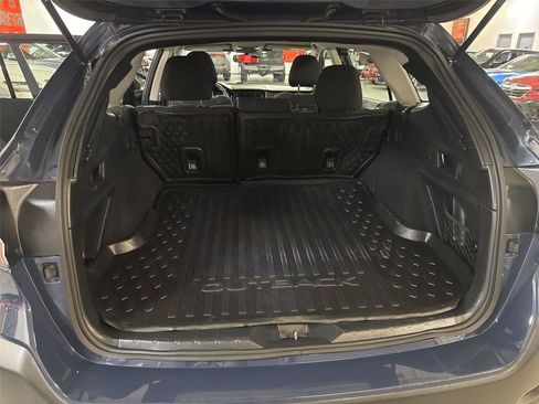 Used 2023 Subaru Outback AWD/4WD image 25