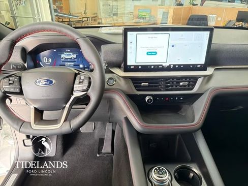 New 2026 Ford Explorer ST-Line w/ ST-Line Street Pack image 15