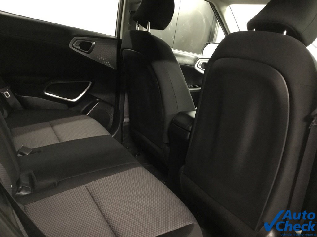 Used 2021 Kia Soul LX FWD image 30
