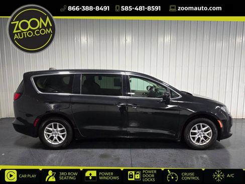 Used 2021 Chrysler Voyager LX w/ Cold Weather Group FWD image 1