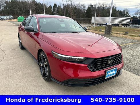 Certified 2025 Honda Accord Sport image 8