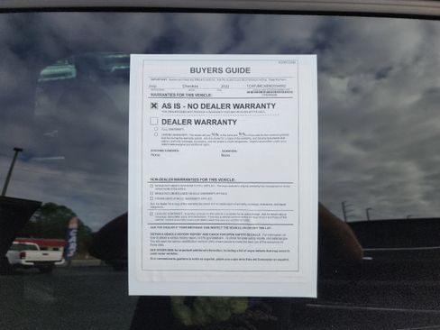 Used 2022 Jeep Cherokee Latitude w/ Sun & Sound Group image 33