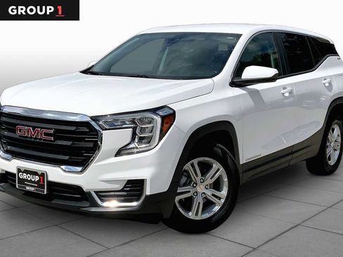 Used 2024 GMC Terrain SLE FWD image 1