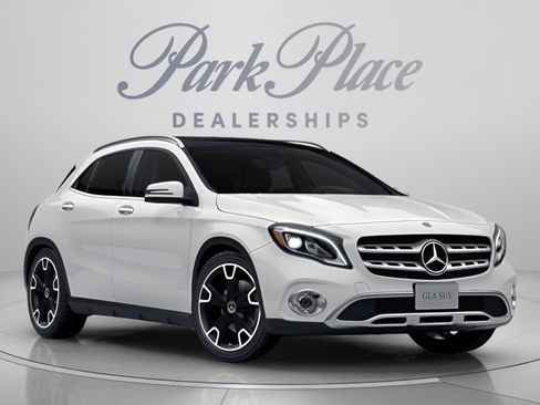 Used 2018 Mercedes-Benz GLA 250 image 32