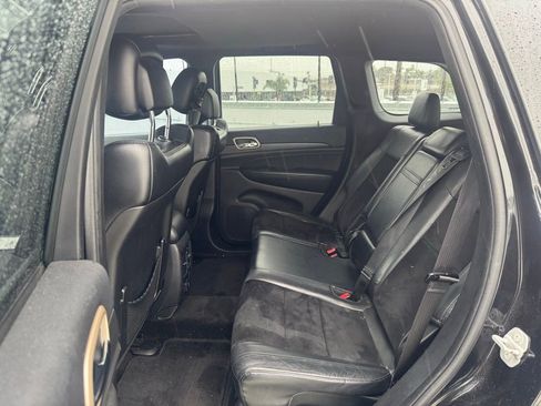 Used 2015 Jeep Grand Cherokee Altitude image 4