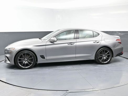 Used 2023 Genesis G70 2.0T image 6