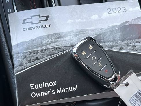 Used 2023 Chevrolet Equinox RS w/ RS Leather Package AWD/4WD image 12