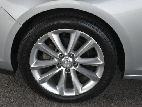 Used 2013 Buick Verano Convenience FWD image 11