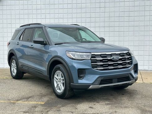 New 2026 Ford Explorer Active AWD/4WD image 29