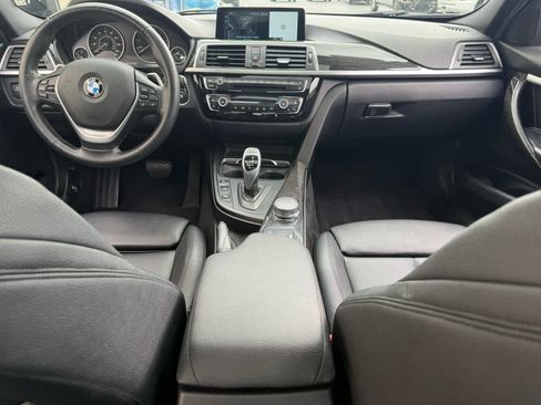 Used 2017 BMW 330i xDrive Sedan AWD/4WD image 17