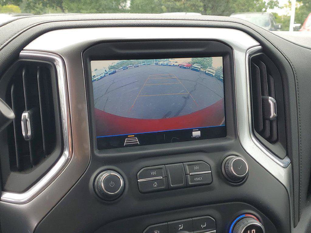 Used 2021 Chevrolet Silverado 1500 LT w/ Z71 Off-Road Package AWD/4WD image 15