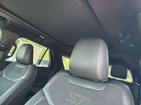 New 2026 Ford Explorer ST image 30