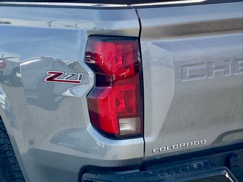 Used 2024 Chevrolet Colorado Z71 w/ Z71 Convenience Package 2 image 14