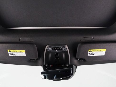 Used 2022 Volvo XC90 T8 R-Design w/ Advanced Package image 65