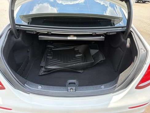 Used 2018 Mercedes-Benz E 300 image 18