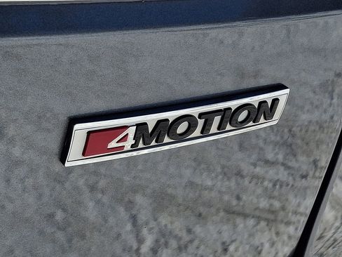 Used 2021 Volkswagen Atlas SEL image 32