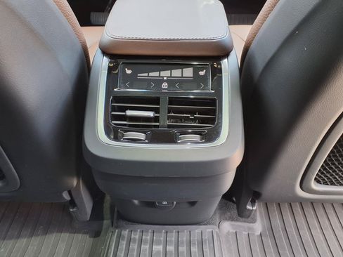Certified 2023 Volvo XC90 B6 Plus w/ Protection Package Premier AWD/4WD image 16