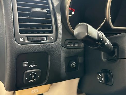 Used 2007 Lexus SC 430 Convertible image 28