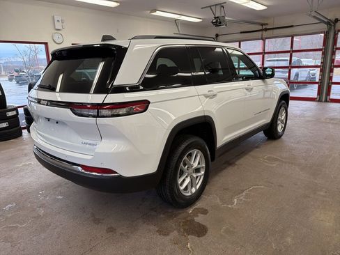 New 2025 Jeep Grand Cherokee Laredo X w/ Luxury Tech Group I image 26