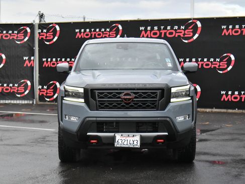 Used 2024 Nissan Frontier Pro-X w/ Pro Convenience Package image 2