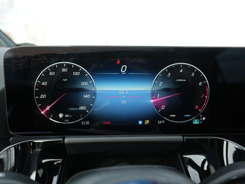 New 2026 Mercedes-Benz GLA 250 image 22