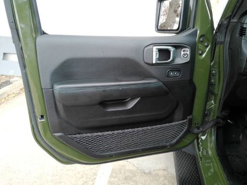 Used 2024 Jeep Wrangler High Altitude image 11