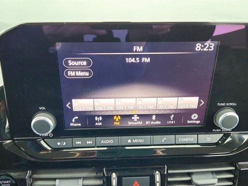 Used 2025 Nissan Pathfinder SV FWD image 36