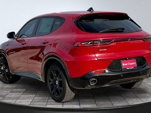 New 2024 Dodge Hornet R/T w/ R/T Blacktop Package AWD/4WD image 4