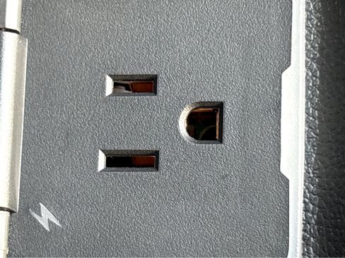 Used 2024 Chevrolet Tahoe Premier image 24