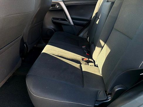 Used 2018 Toyota RAV4 XLE image 8