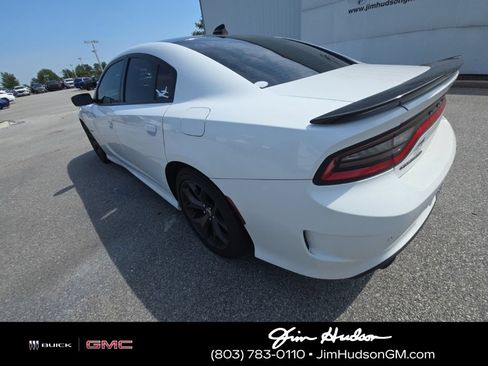 Used 2019 Dodge Charger R/T RWD image 10