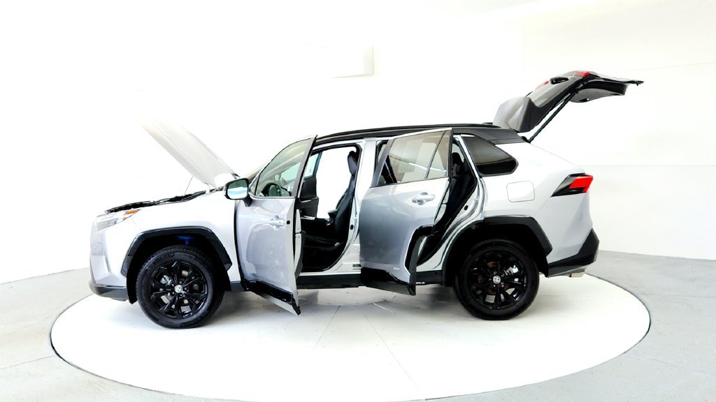 Certified 2024 Toyota RAV4 XSE w/ Advanced Technology Package AWD/4WD image 10
