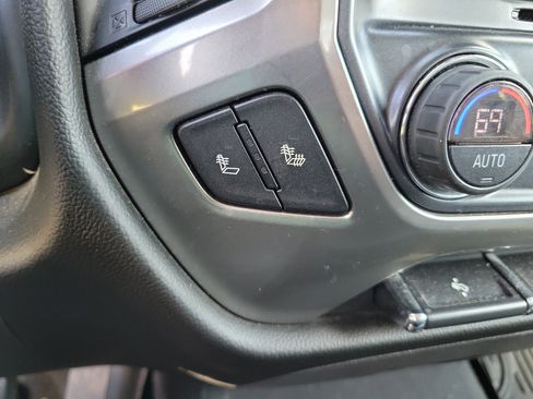 Used 2018 Chevrolet Silverado 1500 LT w/ All Star Edition image 13